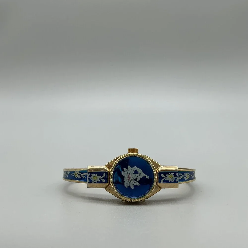 Vintage Crisson Womens Watch 18mm White Dial Blue Enamel Gold Tone Manual Swiss